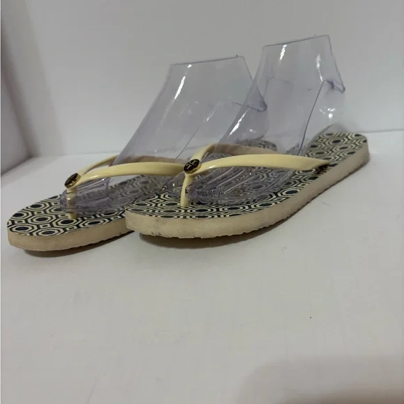 Tory Burch Hexagon Pattern Flip Flops - Black and Cream - Picture 5 of 8